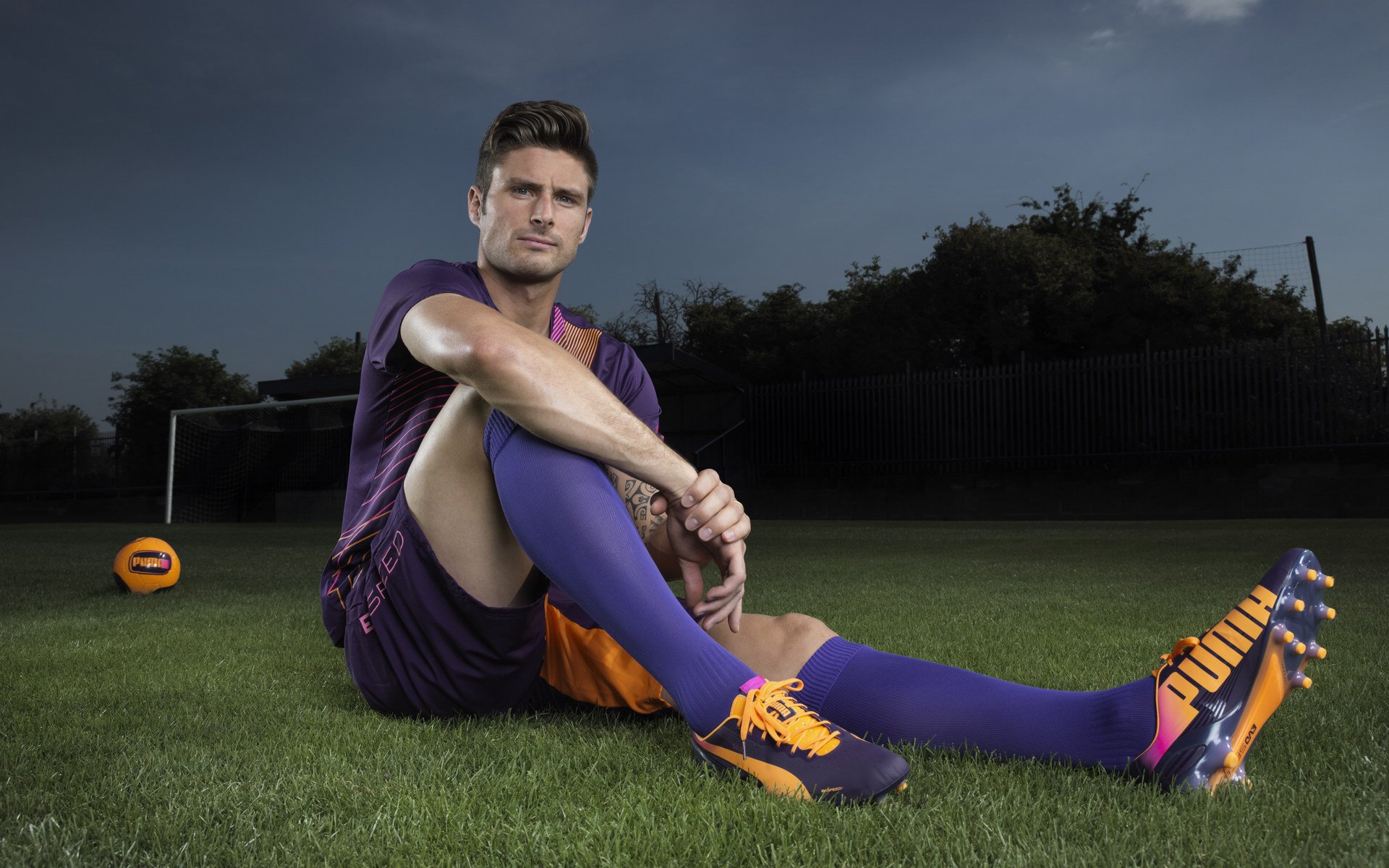 Scout焦点对战，莱万多夫斯基与70激战快船分钟，险胜胜负难料！赛场气氛高涨